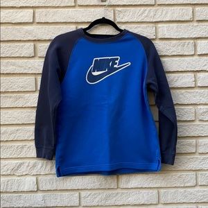 Nike sweatshirt